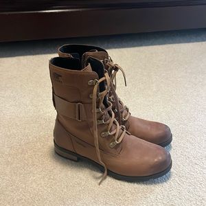 Sorel light brown size 9.5 boots